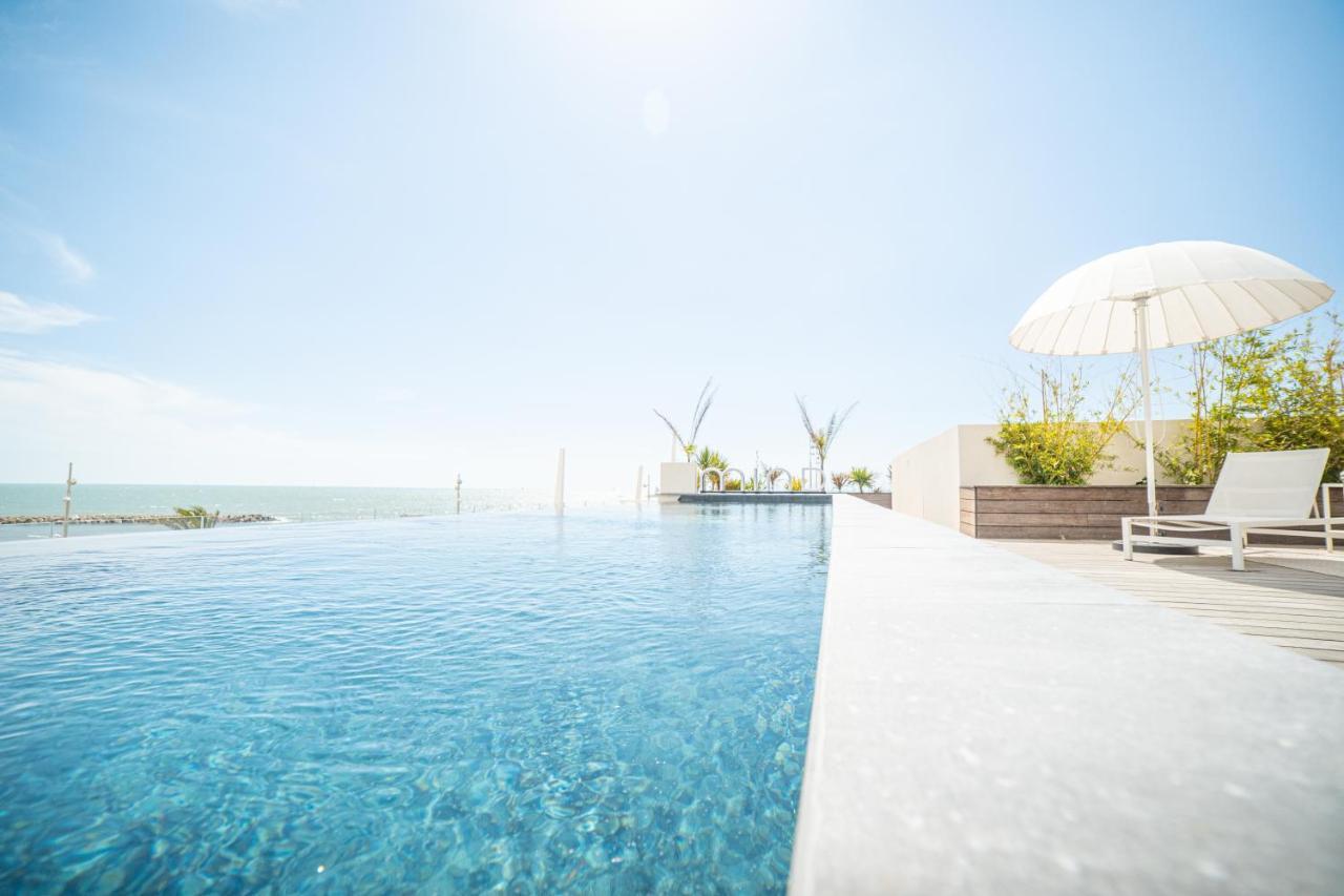 Le Majestic Residence Le Mind Vue Mer Exceptionnelle Grande Terrasse Privee Piscine Partagee Sur Le Toit Hyper Centre La Grande-Motte Exterior foto